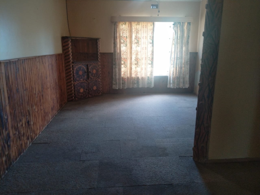 4 Bedroom Property for Sale in Leeudoringstad North West